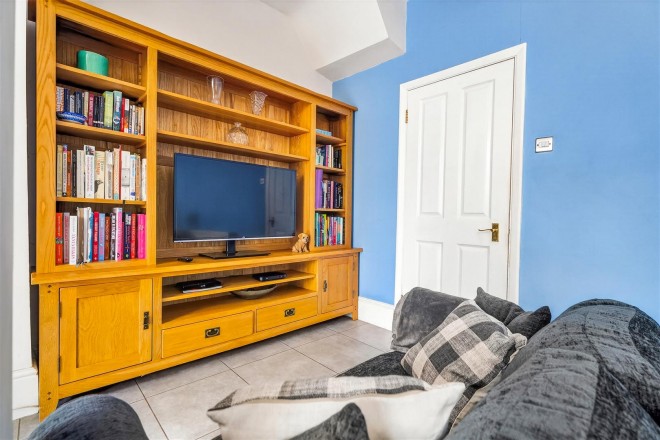 Images for Crescent Road, Barnet, EN4 EAID:philipalexanderapi BID:1