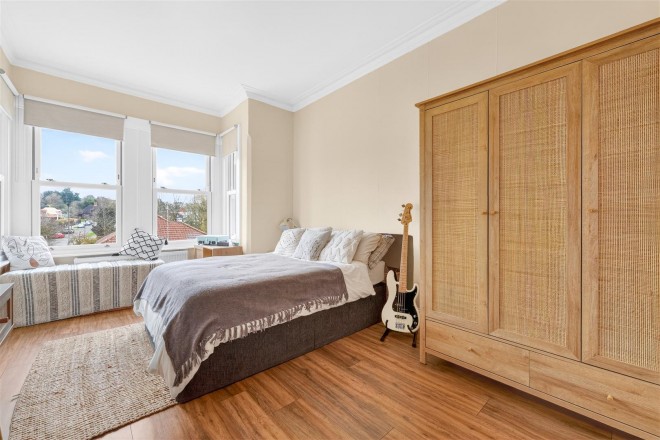 Images for Crescent Road, Barnet, EN4 EAID:philipalexanderapi BID:1