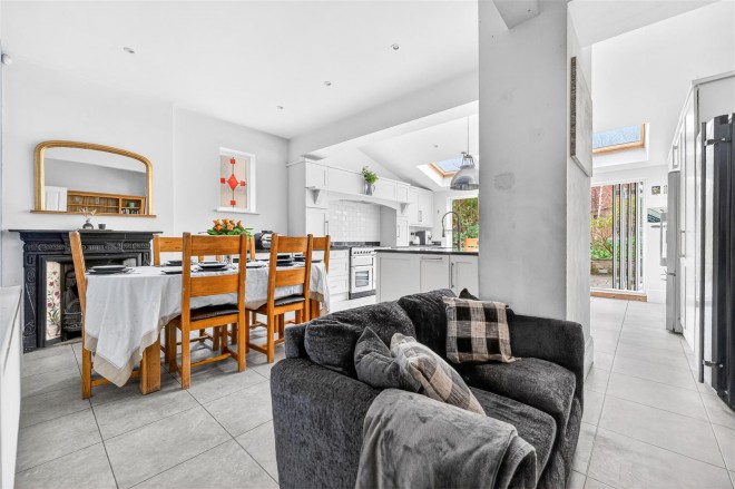 Images for Crescent Road, Barnet, EN4 EAID:philipalexanderapi BID:1