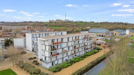 Kinnear Apartments, New River Village, Hornsey, N8