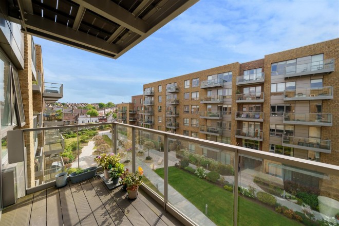 Images for Cooper Court, Smithfield Square, Hornsey, N8 EAID:philipalexanderapi BID:1