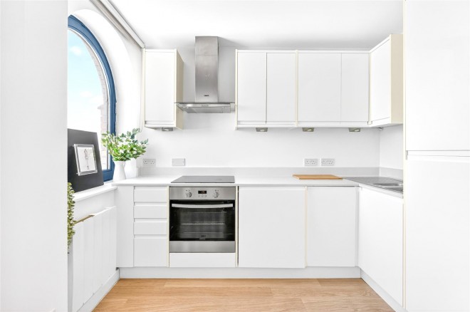 Images for High Road, North Finchley, N12 EAID:philipalexanderapi BID:1