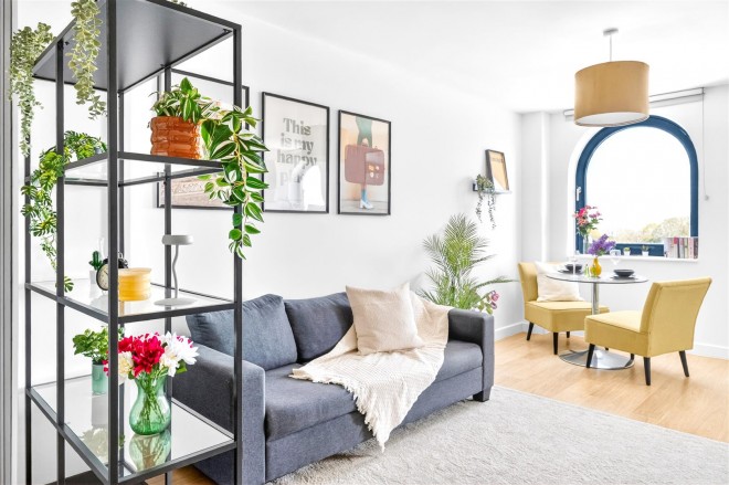 Images for High Road, North Finchley, N12 EAID:philipalexanderapi BID:1