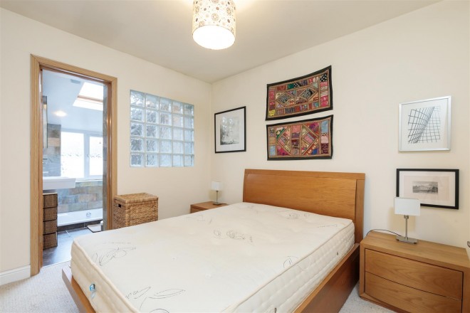 Images for Warberry Road, Wood Green, N22 EAID:philipalexanderapi BID:1