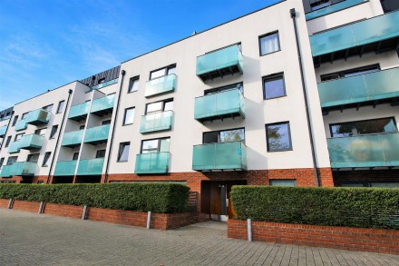 Tiltman Place, Holloway, N7
