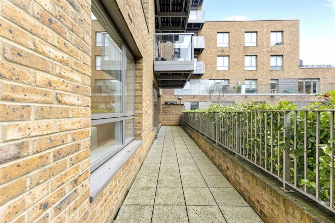 Images for Compass Court, Smithfield Square, Hornsey N8 EAID:1132008958 BID:8c4454de-783b-4cd1-a3cf-c2e1efcf5c25