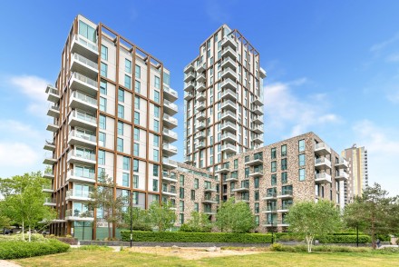Kingly Building, Woodberry Down, N4