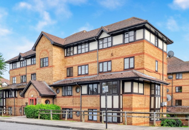 Images for Somerset Gardens, Tottenham, N17 EAID:1132008958 BID:8c4454de-783b-4cd1-a3cf-c2e1efcf5c25