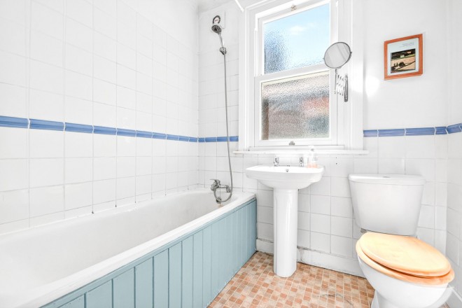 Images for High Street, Hornsey, N8 EAID:1132008958 BID:8c4454de-783b-4cd1-a3cf-c2e1efcf5c25