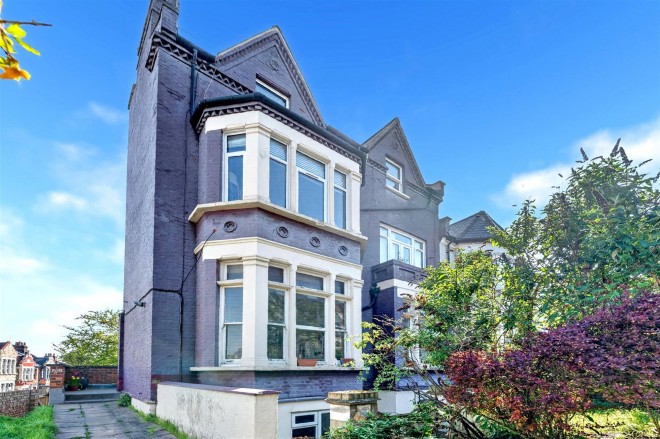 Images for Wightman Road, London, N4 EAID:1132008958 BID:8c4454de-783b-4cd1-a3cf-c2e1efcf5c25