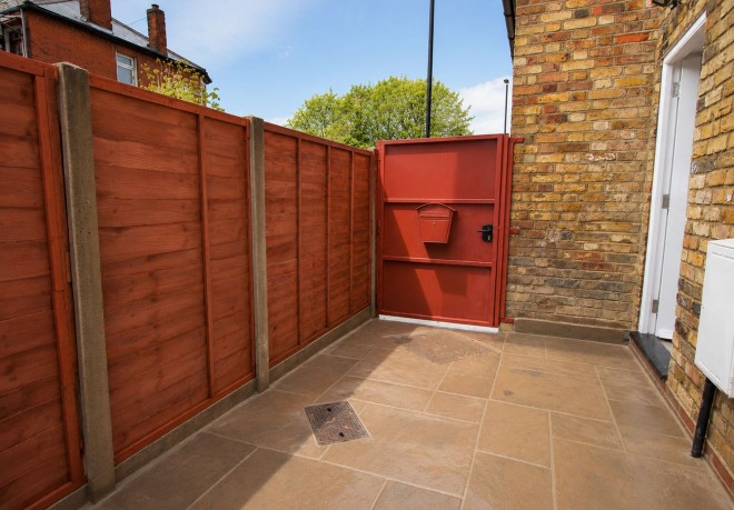 Images for Hoppers Road, Winchmore Hill, N21 EAID:1132008958 BID:8c4454de-783b-4cd1-a3cf-c2e1efcf5c25