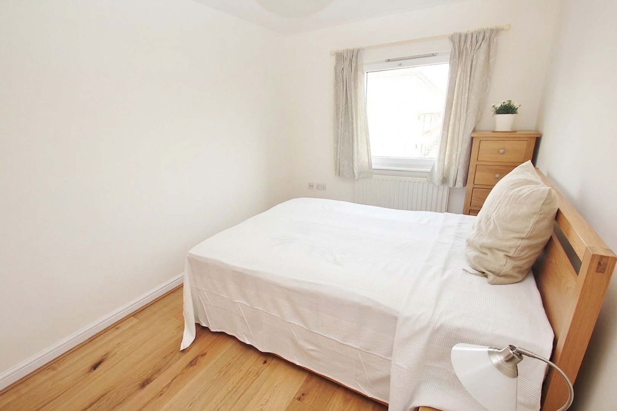 Images for Crown Close, Winkfield Road, Wood Green, N22 EAID:1132008958 BID:8c4454de-783b-4cd1-a3cf-c2e1efcf5c25