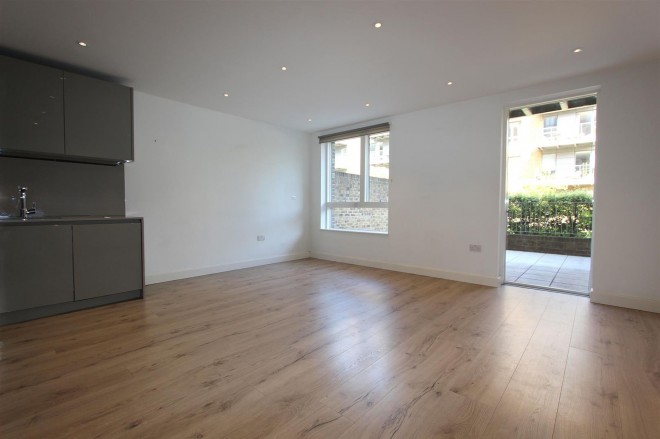 Images for Purser Court, Smithfield Square, N8 EAID:1132008958 BID:8c4454de-783b-4cd1-a3cf-c2e1efcf5c25